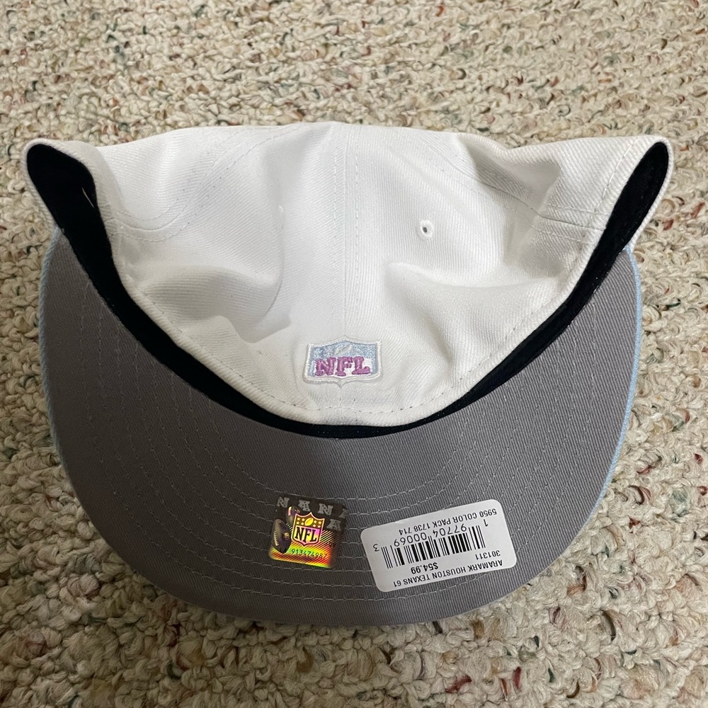 Pink and blue Texans cap - Picture 2 of 4